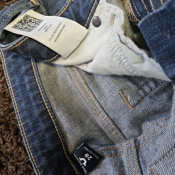 Women's True Religion Billie Destroyed jeans - Picture 4 of 5